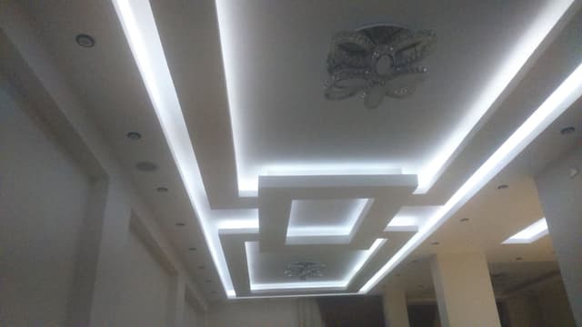 Built-in Shelving Gypsum Board Framework Gypsum board installation with integrated built-in shelving framework and precise measurements